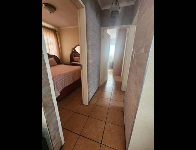 2 BEDROOM HOUSE FOR SALE IN LOTUS GARDENS